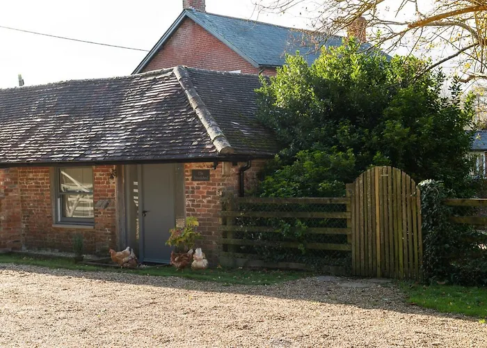 Street Farmhouse